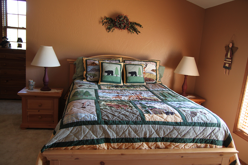 Second queen bed